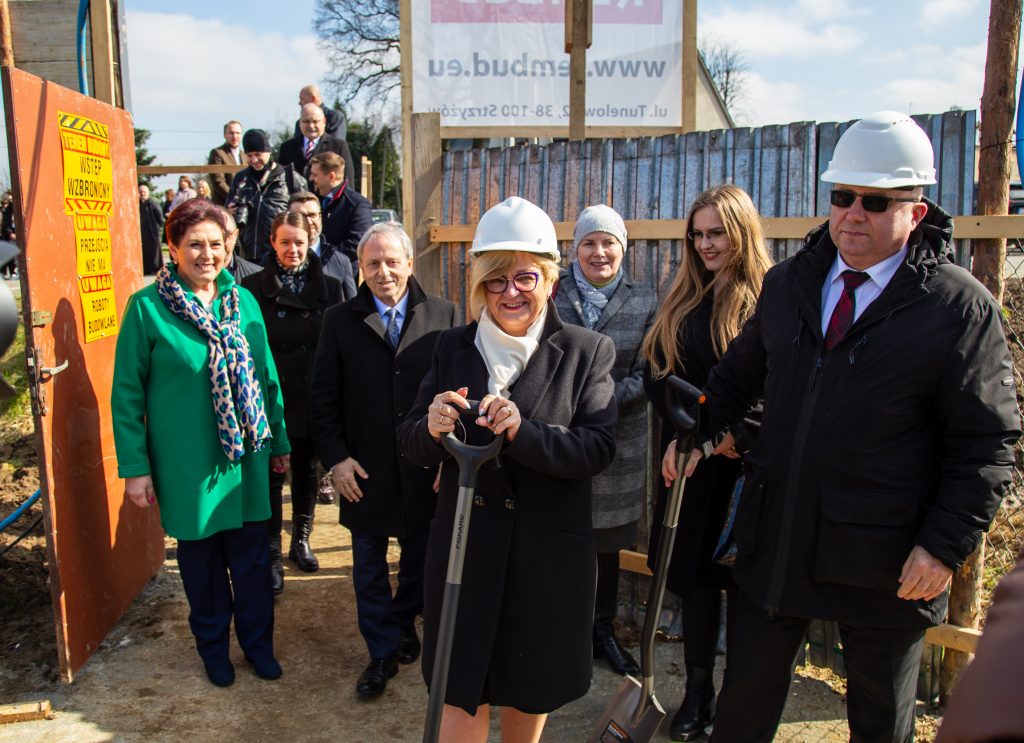 Ruszyła budowa nowej szkoły podstawowej na osiedlu Ropczyce-Witkowice