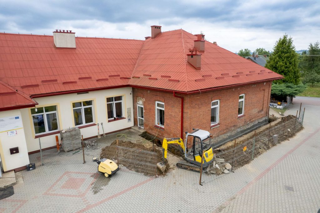 Renowacja zabytkowej szkoły na Witkowicach